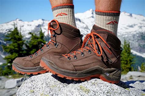 best shoes for camping women.